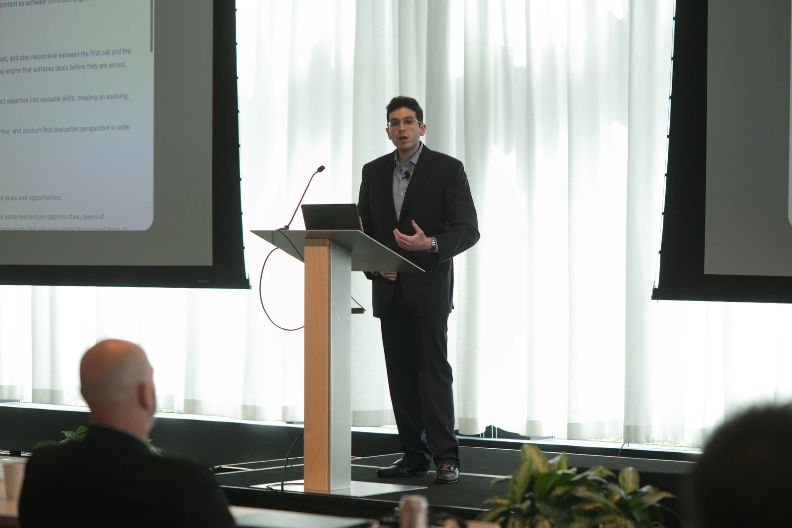 “The unlock, we believe at Decasonic, is primarily the ability to deploy, scale, and orchestrate both internal human expertise and synthetic AI expertise.” - Abdul Al Ali, Investor at Decasonic